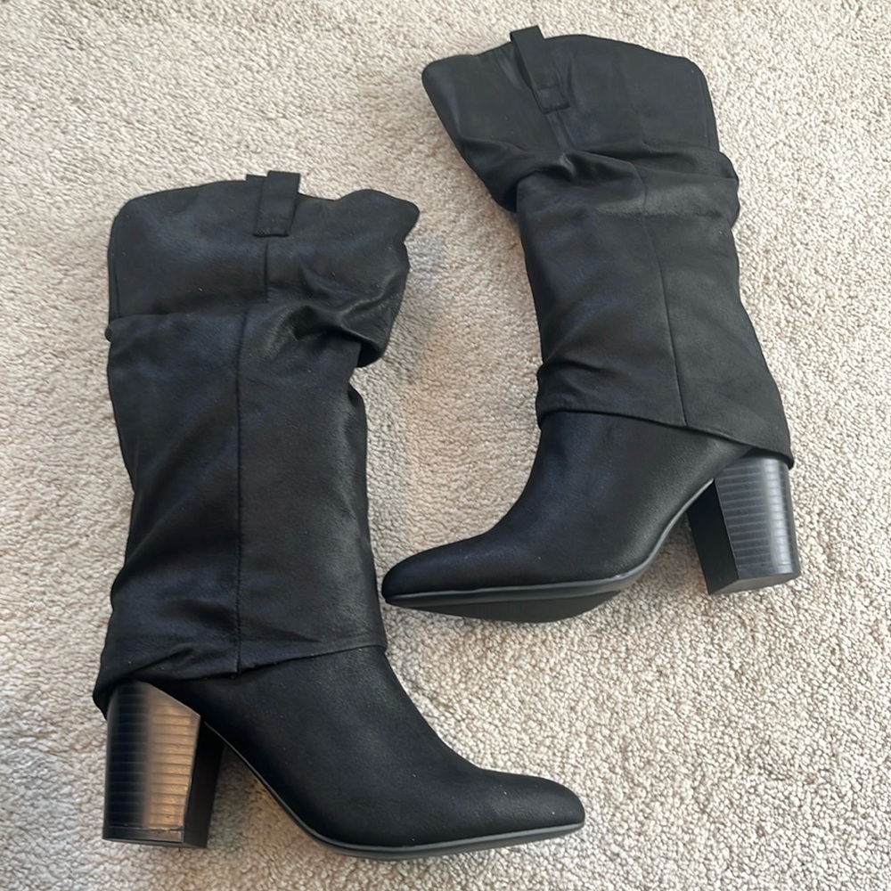 SO Julee Boot Black Faux Suede Knee High Heeled Size 7